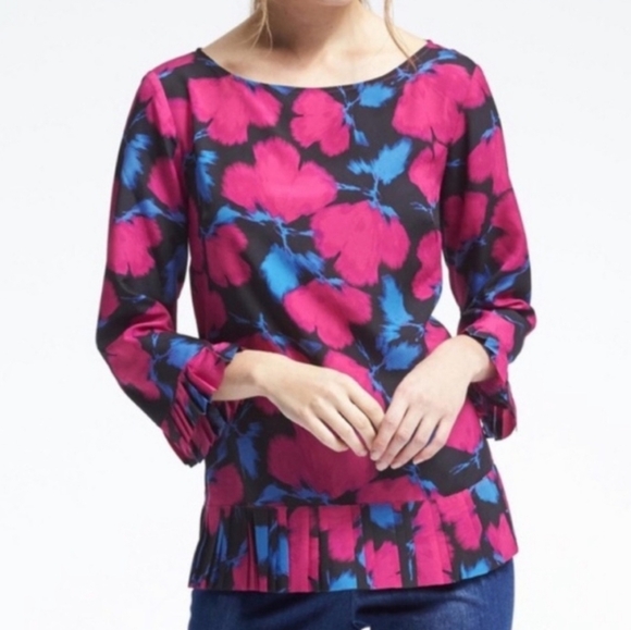 Banana Republic Top Womens Medium Floral Pink Blue Art Bold Pleated Ruffle - Picture 3 of 15